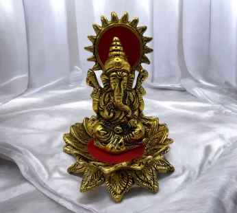 Lord Shri Ganesh Murti